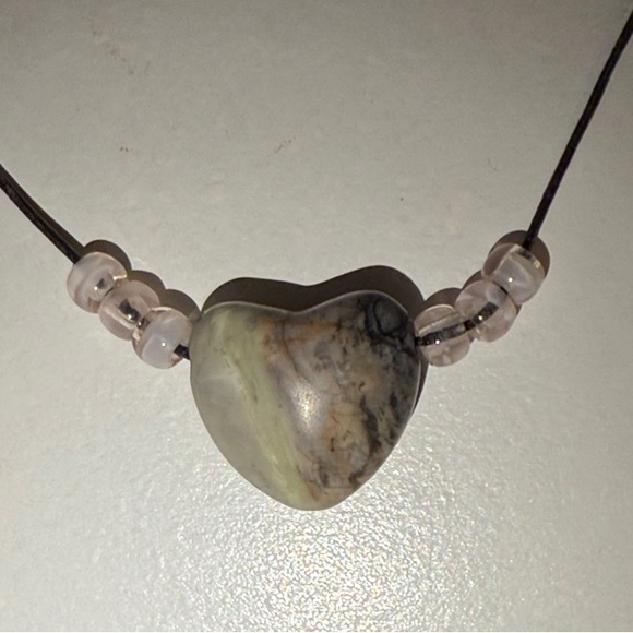 Natural Heart-Shaped Stone Pendant Necklace with Beads
